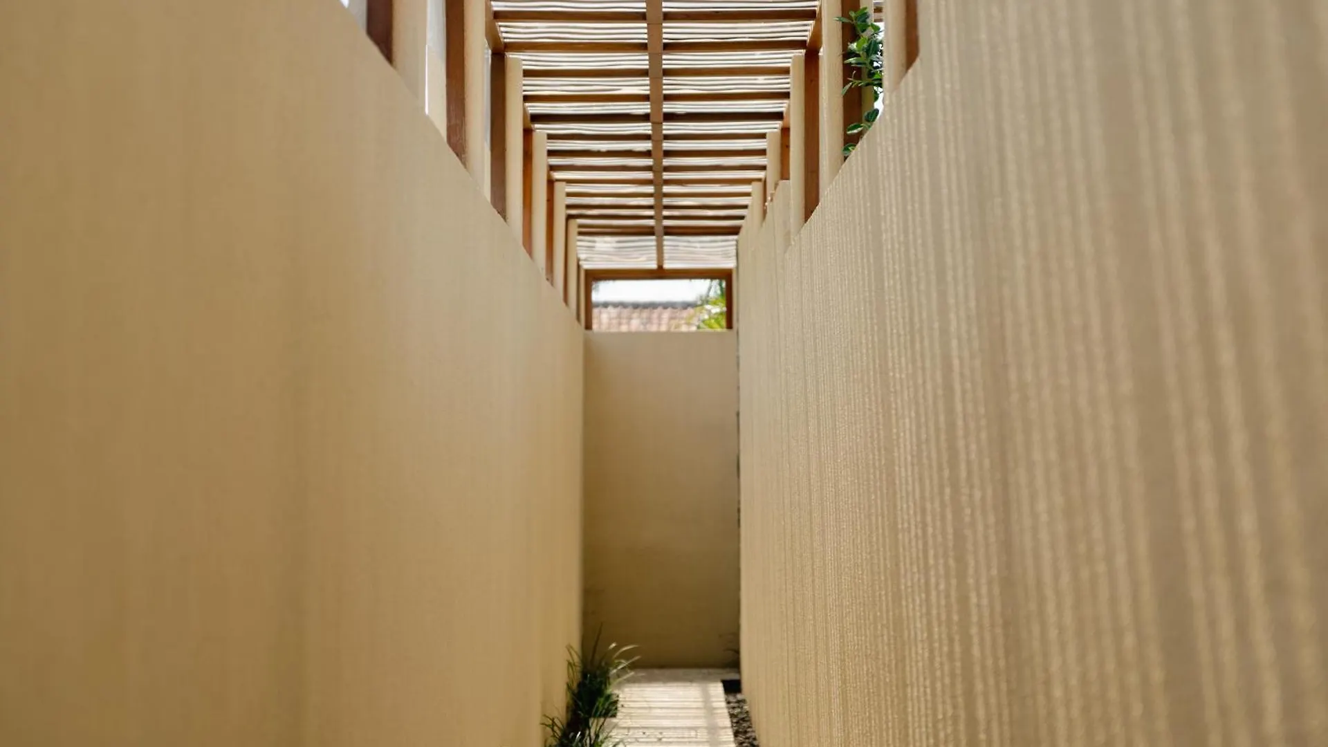 Bale Bali Batubelig By Arm Hospitality Apartment Canggu
